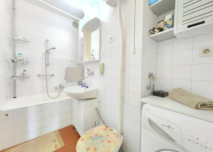 None Apartamento *